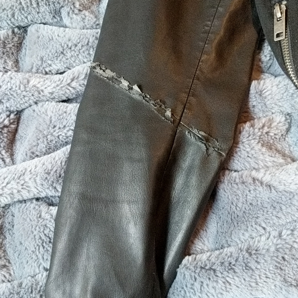 Jacket - Picture 6 of 6